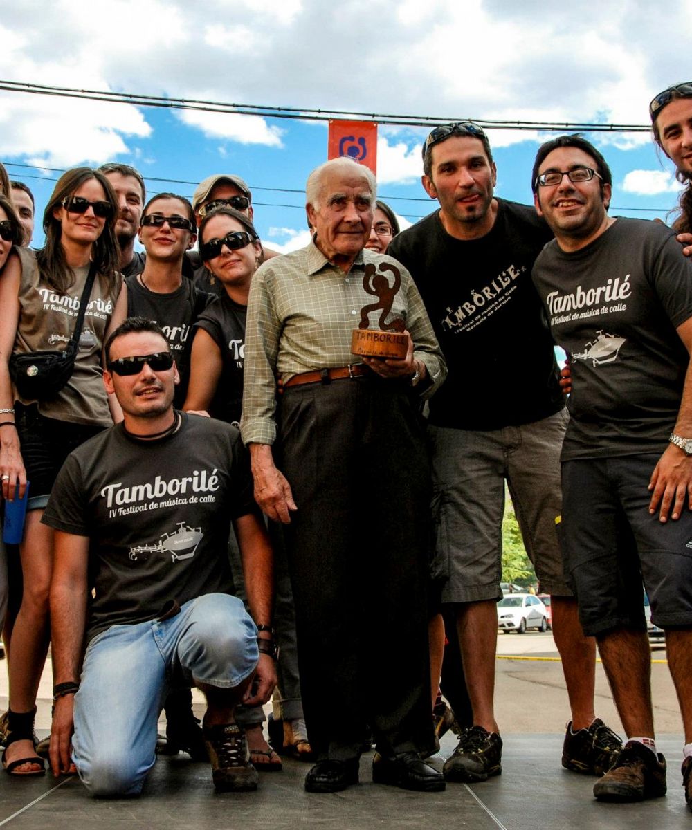 Tamborile - Historia