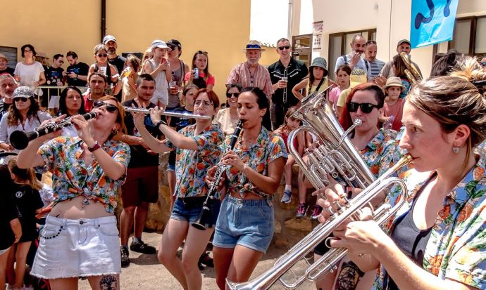 Tamborile - actuación en el festival