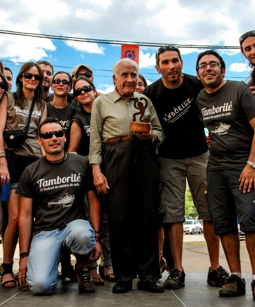Tamborile - Historia